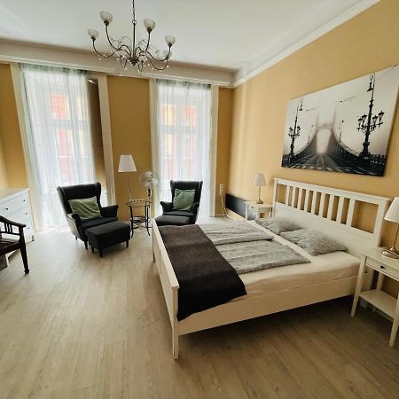 Academy Home - Elegant Place Next To The Parliament Budapeste Exterior foto